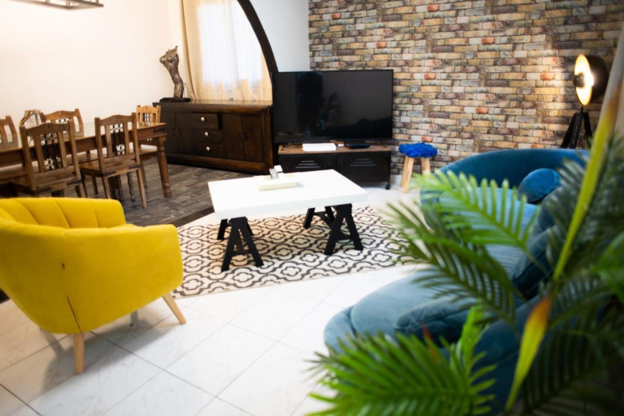 Le Bambou T3 Centre Ville Sainte Clotilde Rez De Jardin Bois de Nefles  ภายนอก รูปภาพ